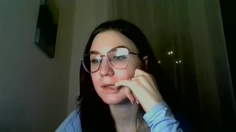 Snapshot of katie_foxi chatting on 02/22/25, 06:19 katie_foxi online show from 02/22/25, 06:19