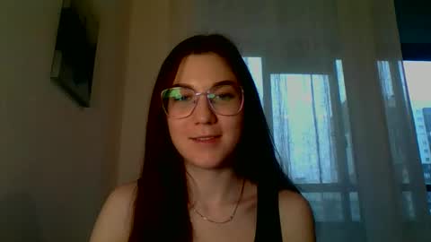 Snapshot of katie_foxi chatting on 03/06/25, 03:02 katie_foxi online show from 03/06/25, 03:02