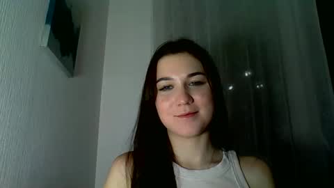 Snapshot of katie_foxi chatting on 10/15/25, 04:18 katie_foxi online show from 10/15/25, 04:18