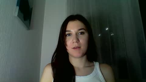 Snapshot of katie_foxi chatting on 10/25/25, 04:13 katie_foxi online show from 10/25/25, 04:13