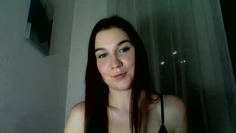 Snapshot of katie_foxi chatting on 11/11/25, 07:58 katie_foxi online show from 11/11/25, 07:58
