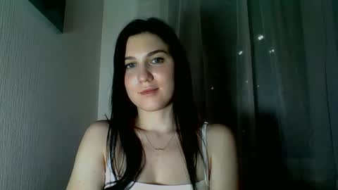 Snapshot of katie_foxi chatting on 03/25/26, 07:31 katie_foxi online show from 03/25/26, 07:31