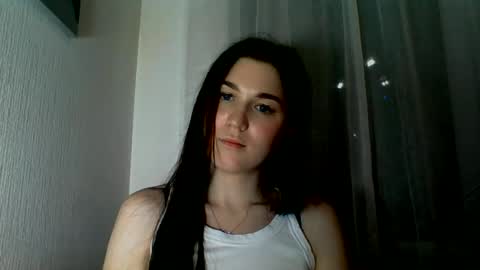 Snapshot of katie_foxi chatting on 06/13/26, 08:29 katie_foxi online show from 06/13/26, 08:29