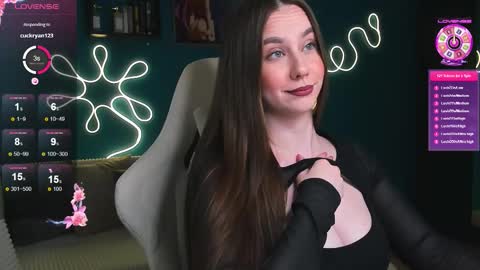 Katie online show from 10/13/25, 09:59