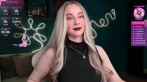 Katie online show from 11/01/25, 12:12