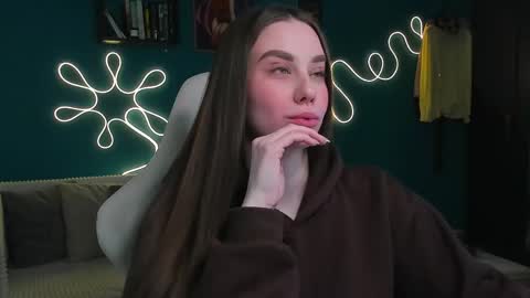 Snapshot of katie_taylorr chatting on 04/14/26, 06:03 Katie online show from 04/14/26, 06:03