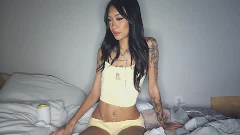 Snapshot of katiecai chatting on 09/12/25, 02:44 katiecai online show from 09/12/25, 02:44