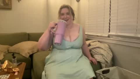 Snapshot of katiecopper27 chatting on 06/14/26, 03:30 katiecopper27 online show from 06/14/26, 03:30