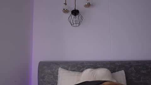 Snapshot of katiecruz_ chatting on 09/26/25, 11:03 Katie online show from 09/26/25, 11:03