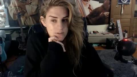 Katie online show from 11/20/25, 05:51