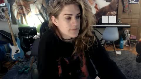 Snapshot of katiecutie_5 chatting on 04/08/26, 02:55 Katie online show from 04/08/26, 02:55