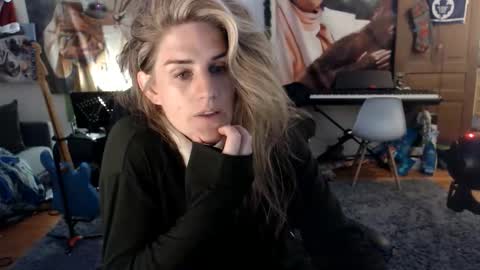 Snapshot of katiecutie_5 chatting on 05/29/26, 04:21 Katie online show from 05/29/26, 04:21