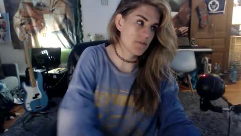 Snapshot of katiecutie_5 chatting on 06/03/26, 04:37 Katie online show from 06/03/26, 04:37