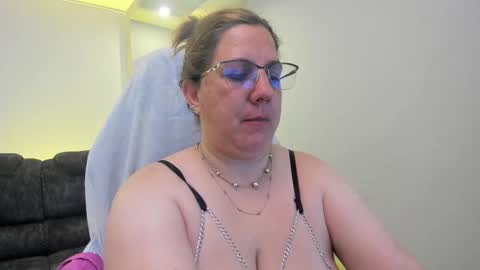 Katherine online show from 09/10/25, 01:00