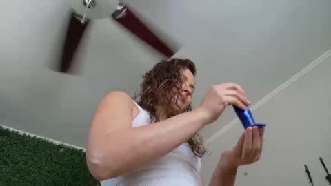 Snapshot of katieericson13 chatting on 01/21/25, 04:05 Kate online show from 01/21/25, 04:05