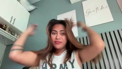 katiefrox  online show from 10/30/25, 01:51