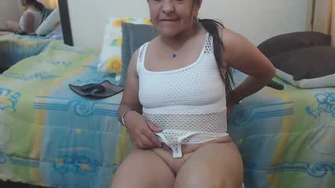 katie online show from 12/23/24, 08:57