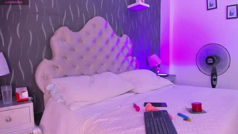 Katie online show from 12/14/24, 01:28