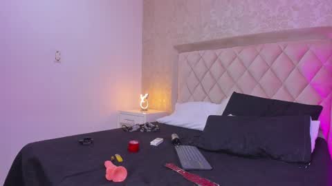 Katie online show from 12/22/24, 09:00