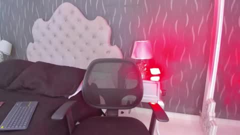 Katie online show from 12/28/24, 05:02