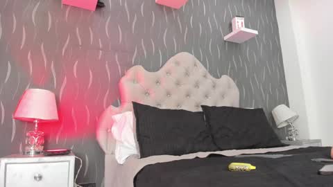 Katie online show from 01/08/25, 04:55