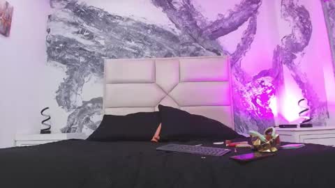 Katie online show from 01/14/25, 09:51