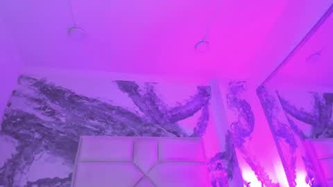 Katie online show from 02/17/25, 11:20