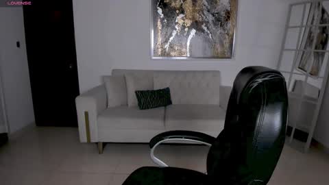 Kate Stonne online show from 09/12/25, 02:22