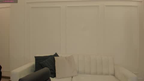 Snapshot of katiestonne chatting on 02/16/26, 11:17 Kate Stonne online show from 02/16/26, 11:17