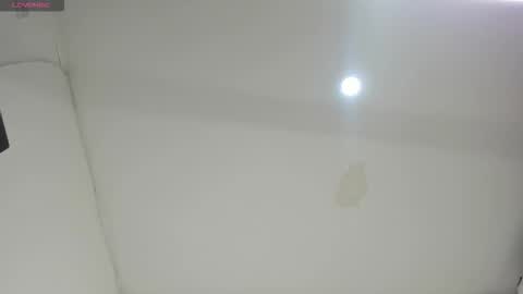 Snapshot of katitaluxury_hot chatting on 12/21/25, 09:55 katitaluxury_hot online show from 12/21/25, 09:55