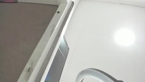 Snapshot of katitaluxury_hot chatting on 03/24/26, 10:26 katitaluxury_hot online show from 03/24/26, 10:26