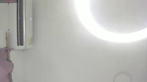 Snapshot of katitaluxury_hot chatting on 04/10/26, 11:20 katitaluxury_hot online show from 04/10/26, 11:20