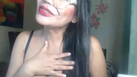 Snapshot of katiusca_horny2 chatting on 02/17/25, 12:16 katiusca_horny2 online show from 02/17/25, 12:16