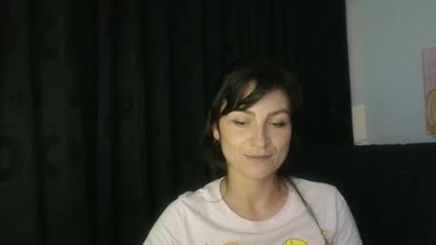 Snapshot of katlopez19 chatting on 12/06/24, 12:02 katalina online show from 12/06/24, 12:02