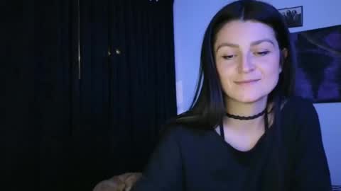 Snapshot of katlopez19 chatting on 01/14/25, 12:22 katalina online show from 01/14/25, 12:22