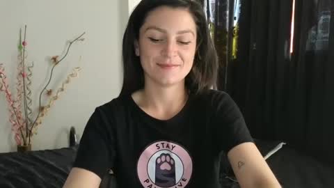 Snapshot of katlopez19 chatting on 02/20/25, 09:20 katalina online show from 02/20/25, 09:20