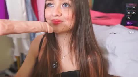 K A T L Y N  online show from 11/21/25, 08:40