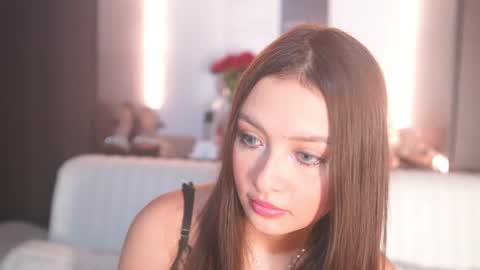 K A T L Y N  online show from 07/18/26, 06:23
