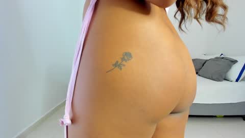 Follow me on instagram and twitter as correaktnees online show from 12/30/24, 09:59