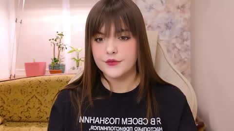 Snapshot of katnotcat chatting on 02/08/26, 05:27 katnotcat online show from 02/08/26, 05:27