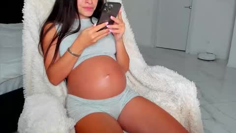 Katrin online show from 10/19/25, 12:06