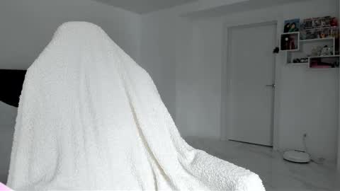 Katrin online show from 11/09/25, 07:28