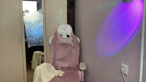   naked in pvt show 100 tk online show from 07/15/26, 03:50