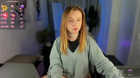 Snapshot of katrina_bail chatting on 04/08/26, 01:16 Katrina Bail online show from 04/08/26, 01:16