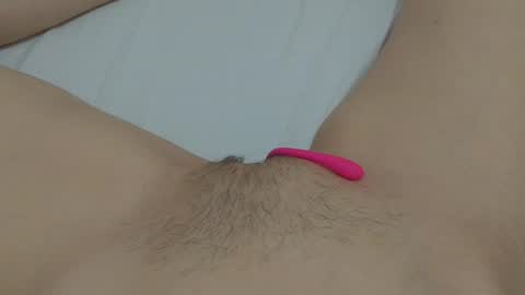 Snapshot of katrinna_arinna chatting on 01/15/25, 08:30 katrina dont forget to give me thumbs up online show from 01/15/25, 08:30