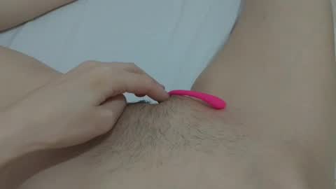 Snapshot of katrinna_arinna chatting on 01/16/25, 08:11 katrina dont forget to give me thumbs up online show from 01/16/25, 08:11