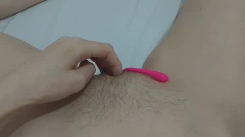 Snapshot of katrinna_arinna chatting on 01/18/25, 06:24 katrina dont forget to give me thumbs up online show from 01/18/25, 06:24