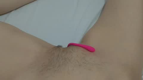 Snapshot of katrinna_arinna chatting on 01/19/25, 10:49 katrina dont forget to give me thumbs up online show from 01/19/25, 10:49