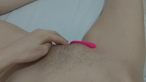 Snapshot of katrinna_arinna chatting on 01/23/25, 10:54 katrina dont forget to give me thumbs up online show from 01/23/25, 10:54