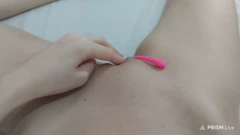 Snapshot of katrinna_arinna chatting on 01/26/25, 06:58 katrina dont forget to give me thumbs up online show from 01/26/25, 06:58